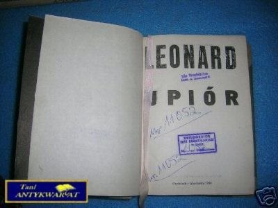 UPIÓR - Leonard