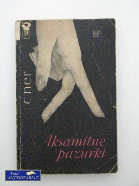 AKSAMITNE PAZURKI