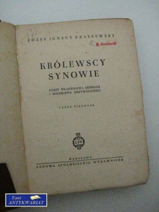 KRÓLEWSCY SYNOWIE