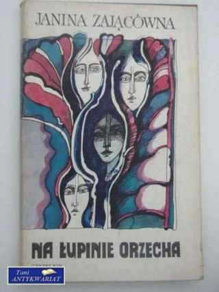 NA ŁUPINIE ORZECHA