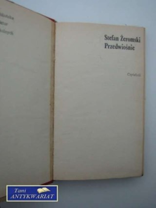 PRZEDWIOŚNIE