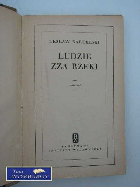 LUDZIE ZZA RZEKI