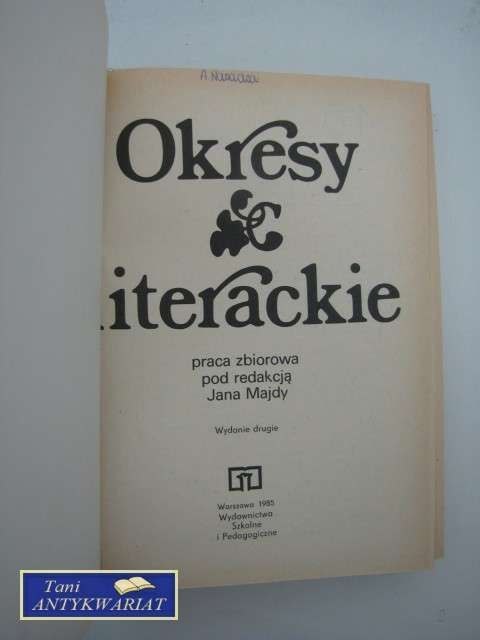 OKRESY LITERACKIE
