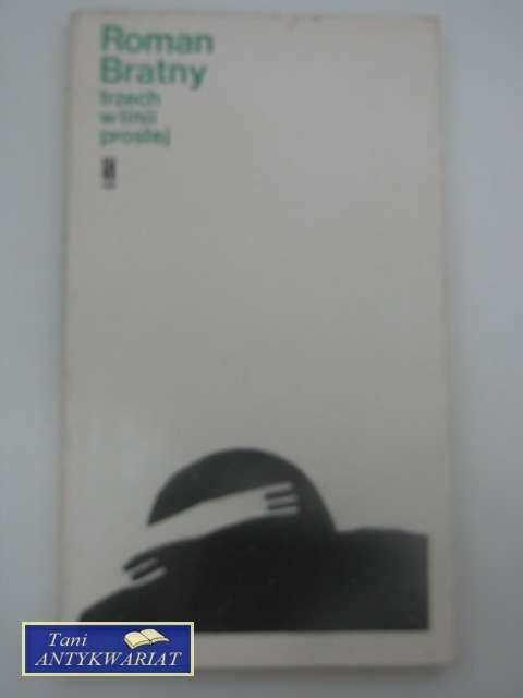 TRZECH W LINII PROSTEJ