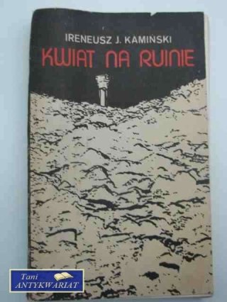 KWIAT NA RUINIE