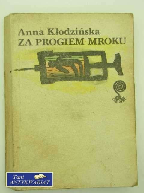 ZA PROGIEM MROKU