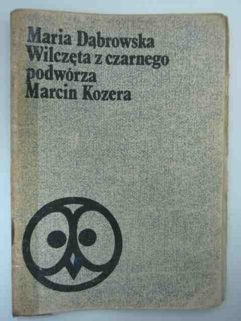 WILCZĘTA Z CZARNEGO PODWÓRZA