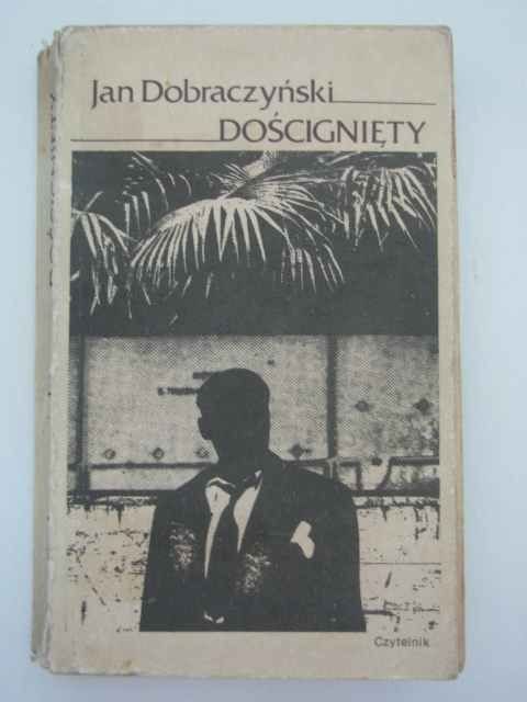 DOŚCIGNIĘTY