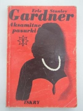 AKSAMITNE PAZURKI