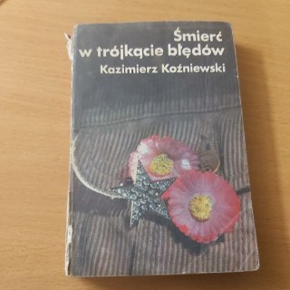 Śmierć w trójkącie błędów