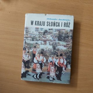 W kraju słońca i róż
