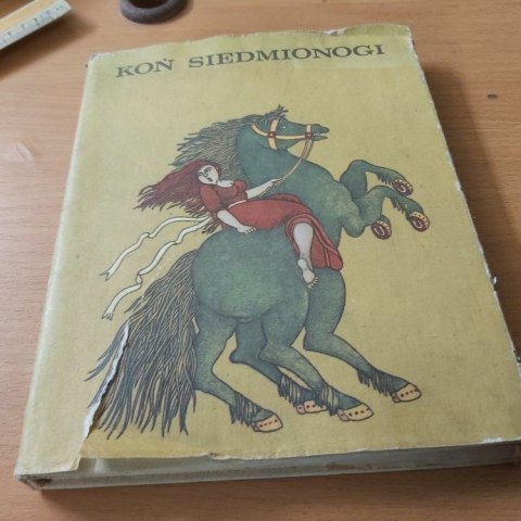 Koń Siedmionogi BAJKI Węgierskie