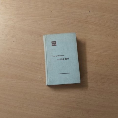 Pod wulkanem