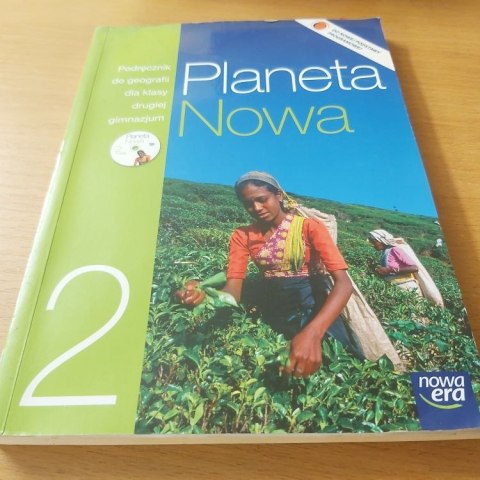 Planeta Nowa podręcznik do gimnazjum dla klasy 2 gimnazjum