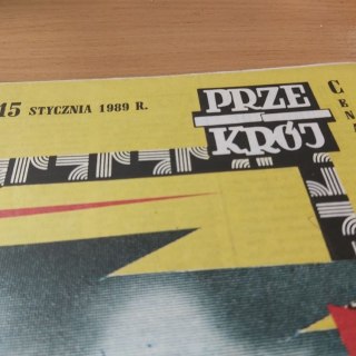 Przekrój nr 2275 z 15 stycznia 1989 roku.