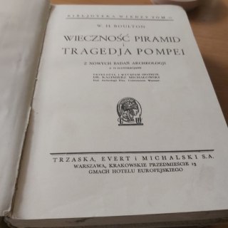 Wieczność piramid i tragedia pompei