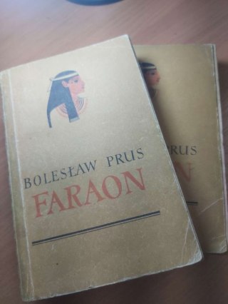 Faraon Tom 1 i Tom 2