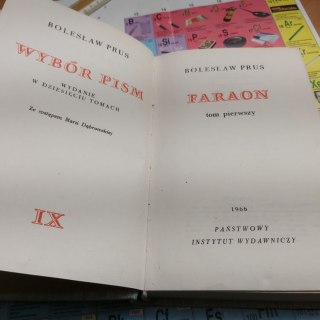Faraon tom 1