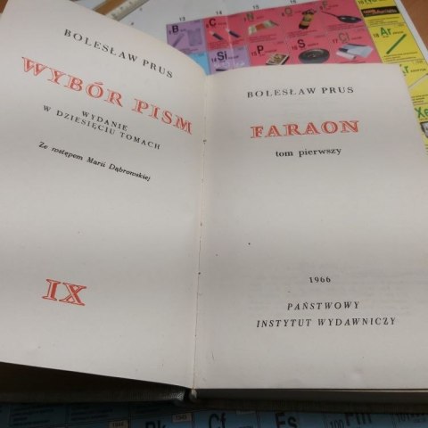 Faraon tom 1